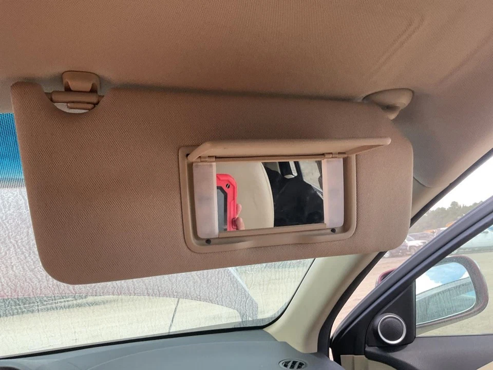 Passenger Right Sun Visor Illuminated Fits 13-18 RDX 2175708 - Image 1 of 1