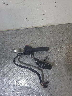 Clip derecho Suzuki GSXR 600 750 2008-2009 con interruptores de montaje de acelerador Foto 1 de 4