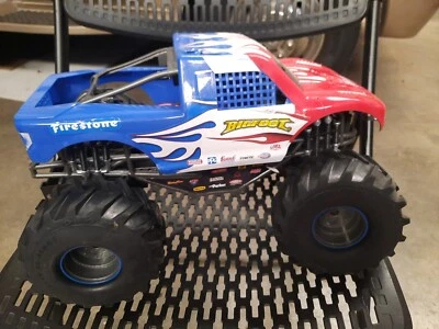 BIG FOOT MONSTER TRUCK 全新 BRIGHT 遥控遥控器零件 1: 10 比例  — 第 1/4 张图片