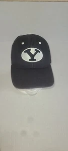 Gorra ajustada BYU Cougars talla 6 1/2-6 7/8 azul de Top Of World - Imagen 1 de 6
