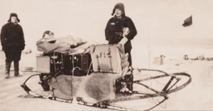 1938 Press Photo Explorer and Radio Operator Ernst Krenkel on Arctic Expedition - Picture 1 of 2