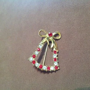 Omas Schmuck ~ Vintage Weihnachten Anstecknadel Brosche Glocke Strass 1,25" - Bild 1 von 2