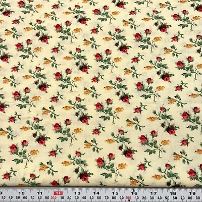 Faye Burgos de colección para Marcus Brothers flores en algodón crema por media yarda Foto 1 de 2