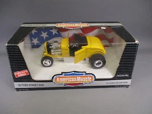 AX365 ERTL AMERICAN MUSCLE 1/18 FORD STREET ROD 1932 REF 7238 YELLOW - Picture 1 of 8