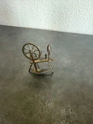 Rueda giratoria miniatura de metal fundido a presión Durham Industries New York años 70 de colección Foto 1 de 4