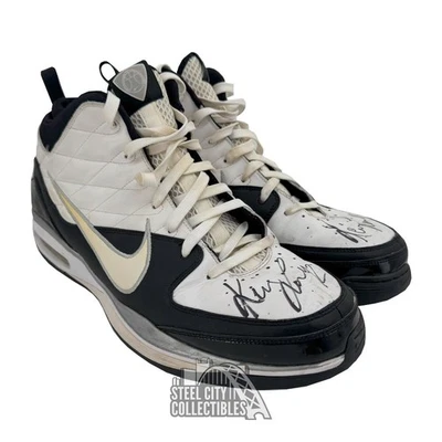 Kevin Love Autographed Game Used Nike Basketball Shoes - JSA LOA / Mears LOA - Image 1 of 4