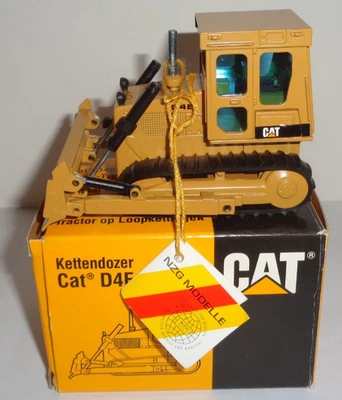 NZG Ref #205 1/50 Caterpillar Cat D4 Track Type Tractor Dozer - New Colors - Image 1 of 4
