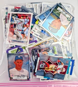 Sports Cards 250+ NFL & MLB READ Description RC Collectors Trading Many Foil - Bild 1 von 5
