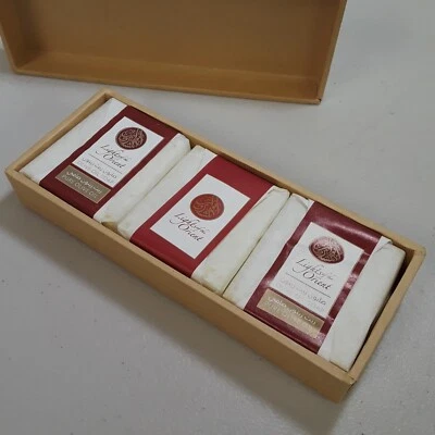 Батончики для мыла с чистым оливковым маслом Lights of the Orient упаковка 3 шт. подарочная коробка - Изображение 1 из 4