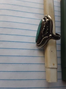Turquoise and silver Native American ring  - Picture 1 of 4