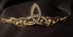 Tara Celtic Trinity Knot Diadem Strass Perle 18k vergoldet Retired - Bild 1 von 9