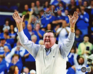 JOE B. HALL SIGNED AUTOGRAPHED 8x10 PHOTO KENTUCKY BASKETBALL LEGEND BECKETT BAS - Picture 1 of 2