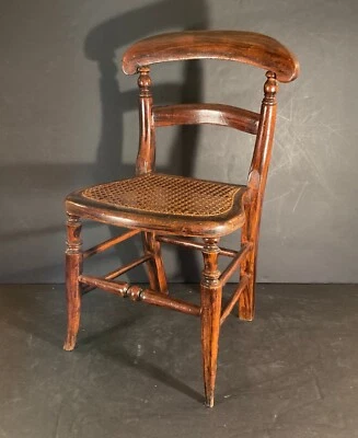 Silla infantil Rush Seat inglesa del siglo XIX Foto 1 de 4