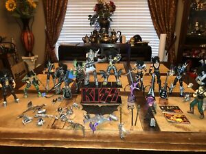 HUGE LOT 12 KISS ARMY ROCK BAND ACTION FIGURES, GUITARS, DRUM, STAGE, MCFARLANE