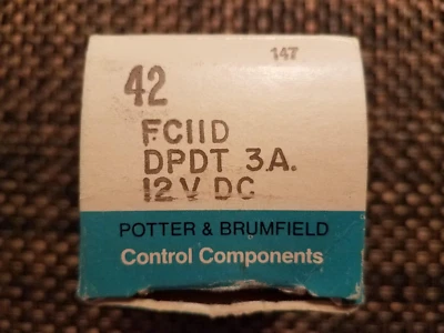 AMF Potter & Brumfield Control Components 42 FCIID DPDT 3A. 12VDC (972) - Image 1 of 2