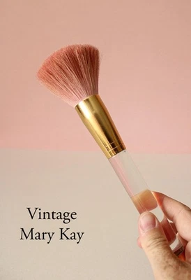 "Cepillo en polvo vintage MARY KAY nuevo rosa 8,25""" Foto 1 de 4