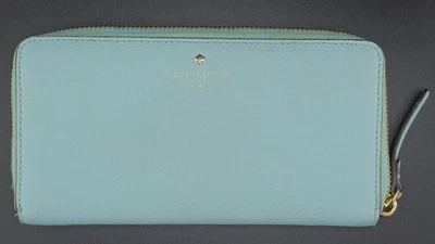Cartera Kate Spade de cuero azul con cremallera alrededor *Desvanecimiento en el logotipo Foto 1 de 4