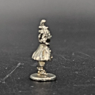 Whoville-opoly Cindy-Lou Who Token Mover Replacement Game Pieces Monopoly Grinch - Image 1 of 3