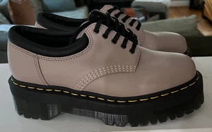 Scarpe Oxford Dr Martens 8053 Quad Taupe Pelle Platform Pisa Uomo 8/Donna 9 - Foto 1 di 12