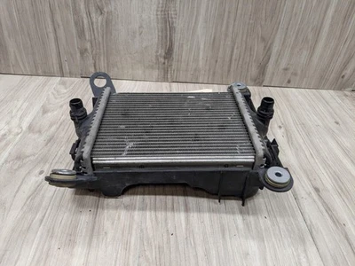 Radiador secundario auxiliar aceite motor OEM BMW F22 F23 F30 F32 F33 F36 335 440 Foto 1 de 4
