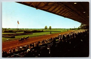 Postcard Keenland, Lexington, Kentucky N7 - Picture 1 of 2