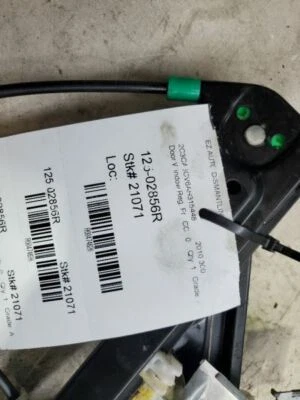 Chrysler 300 2005-2010, regulador ventana delantera pasajero, número de pieza: 0506547 Foto 1 de 4