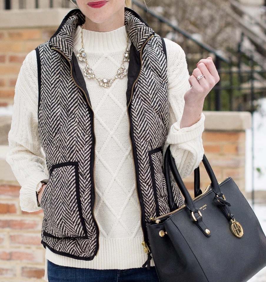 Chaleco acolchado con estampado de espiga J.Crew talla extra pequeño para mujer negro crema Foto 1 de 4