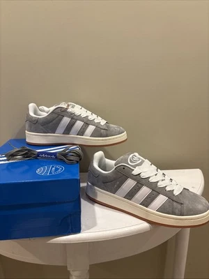 Size 6.5 Women’s - adidas Campus 00s Gray White Gum - Image 1 of 4