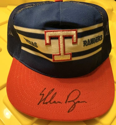 Gorra de colección firmada por Nolan Ryan autografiada de los Texas Rangers Foto 1 de 4