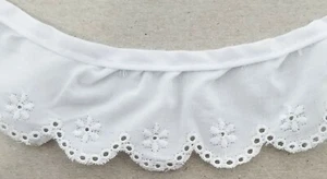 1-7/8" Ruffled Gathered Embroidery Eyelet Trimming - 8 TOTAL YARDS! - Bild 1 von 3