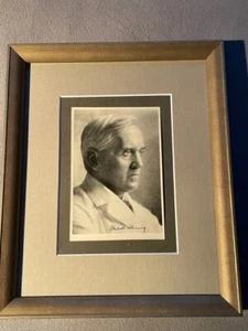 ALEXANDER FLEMING SIGNED PHOTO, MICROBIOLOGIST, PENICILLIN, NOBEL PRIZE, PSA/DNA - Picture 1 of 3