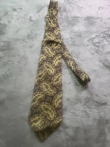  FENDI Tie Cravatte  Silk Made in Italy Blue, Yellow , Red ,  Green ,Paisley ×× - Picture 1 of 5