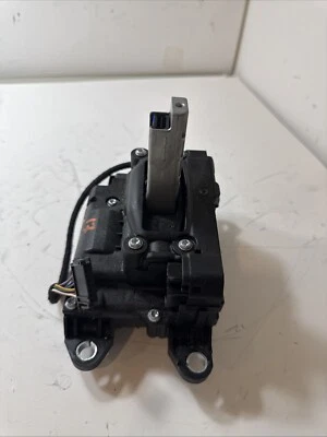 Audi Q7 2017 transmisión automática palanca de cambios OEM 4M1713041G Foto 1 de 4