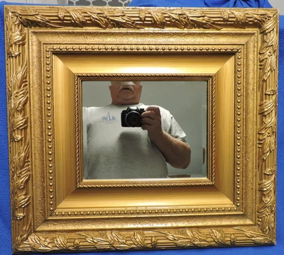 Espejo de vidrio biselado con marco dorado ornamentado decoración de pared 20" x 18" Foto 1 de 4