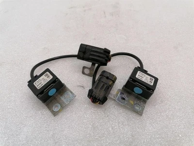 Sensore MASERATI GRANTURISMO M145 279398 SENSORE ACCELERATORE VERTICALE - Immagine 1 di 4