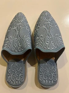 Women's Sz 6.5 La Gazelle El Aymani Moroccan Embroidered Slip on - Picture 1 of 7