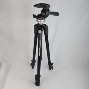 Manfrotto 190XDB Tripod 390RC2 3-Way Pan Tilt Head Pro Aluminum Made in Italy - Picture 1 of 12