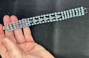 Armband 3 Strang blaues Glas & Tropfen Strass Vintage Silber M-5827 - Bild 1 von 4