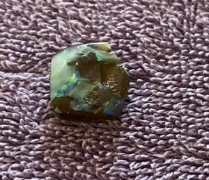 19,5 CT’s 9,75 Gramm Australian Queensland Boulder Opal Rough Rubs - Bild 1 von 2