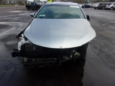 Puerta trasera izquierda vidrio usado se adapta: Toyota Camry 2016 trasero izquierdo grado A Foto 1 de 4