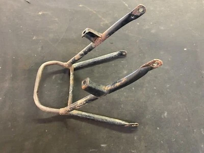 Honda Fourtrax TRX 125 1986 tubo delantero portador cepillo Gaurd 81150-VM6-680 Foto 1 de 4