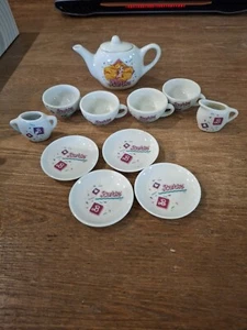 Vintage Barbie CHINA TEA SET 12 PIECES 1989. Cups Saucers And Teapot - Picture 1 of 7