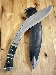 VINTAGE INDIAN GURKHA KUKRI DAGGER WITH SCABBARD Etched Blade Lion Pummel 16” - Picture 1 of 24