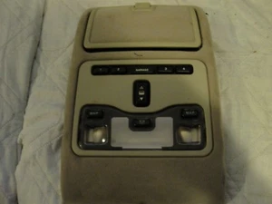 CONJUNTO DE LUCES DOMO INTERIOR JAGUAR XJ8 BEIGE LUZ - Imagen 1 de 2