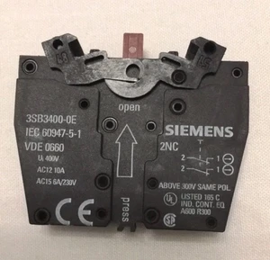 SIEMENS 3SB3400-0E / 3SB34000E Druckschalter 60947-5-1 2NC INDUSTRIE Maschine - Bild 1 von 3