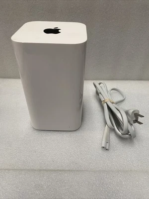 Apple AirPort Extreme A1521 3-Port Gigabit Wi-Fi 802.11 AC Router 6th Gen - Image 1 of 4