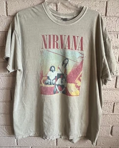 Nirvana Old Band Photo T-Shirt Size XL Tan Unisex Pre-Owned - Picture 1 of 8