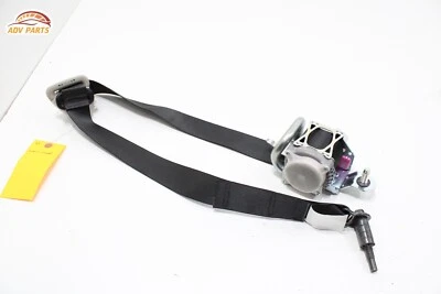 Nissan Titan 2021 doble cabina trasero derecho cinturón de seguridad retractor OEM Foto 1 de 4