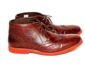 Hombres Cinta Roja Foxhill Chukka Botines Marrón Grano Cuero Encaje Talla 8 EU 42 - Imagen 1 de 8