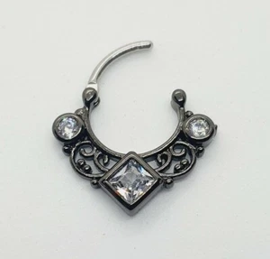 Perforación aro de cartílago tragus poste hélice cristal Daith negro titanio clicker - Imagen 1 de 1